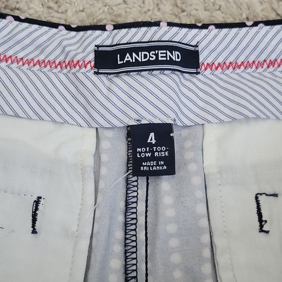 LANDS' END SHORTS - Picture 6 of 8